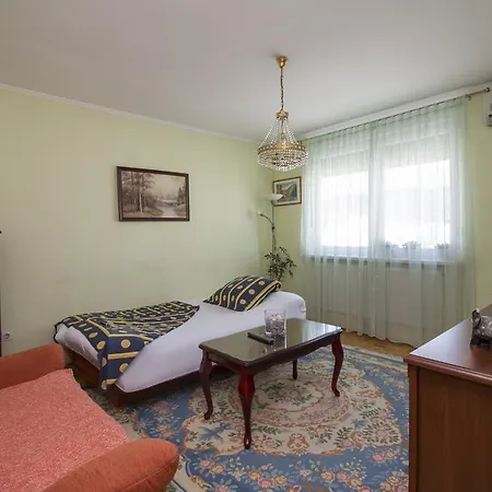 La Casa De Gina * Tuzla